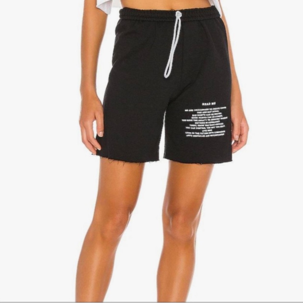 New without tags Boys Lie Read Me Shorts, M